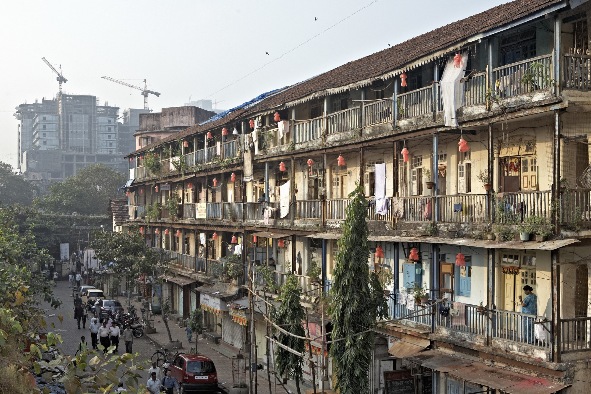 How to Sell a Chawl: Process & Documents Required