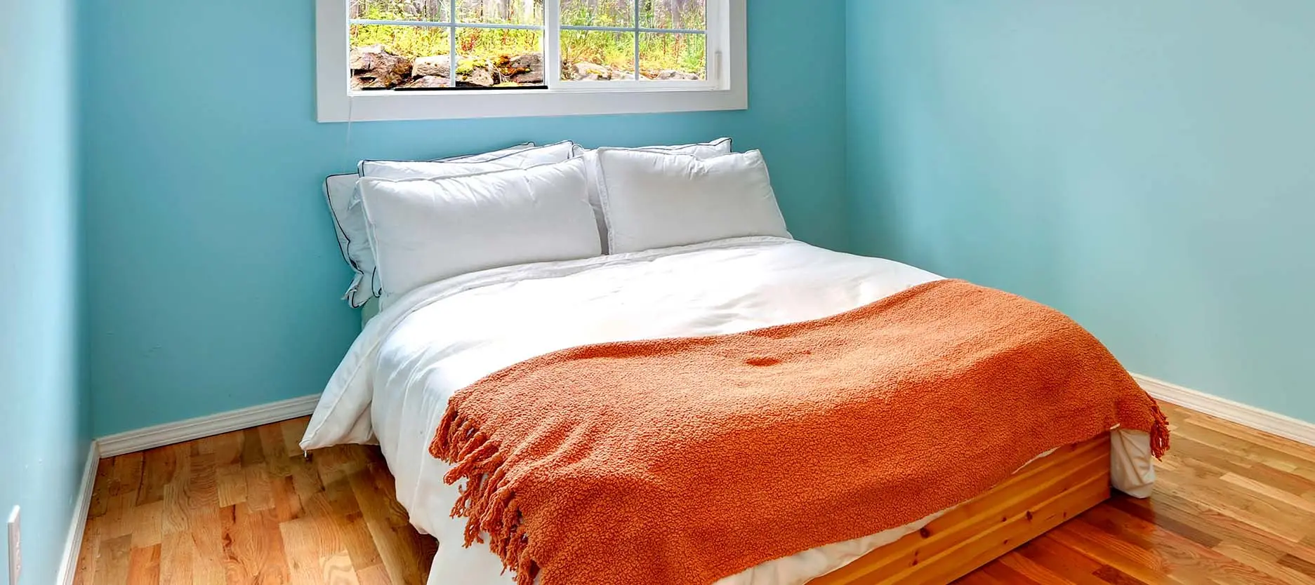 orange two colour combination for bedroom walls 4