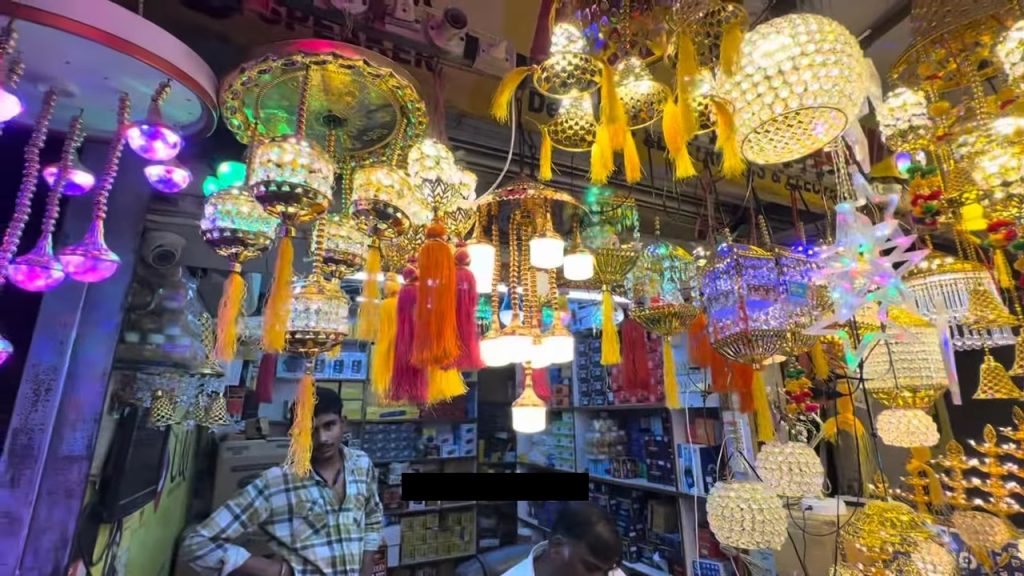 Sarojini Nagar diwali light Market