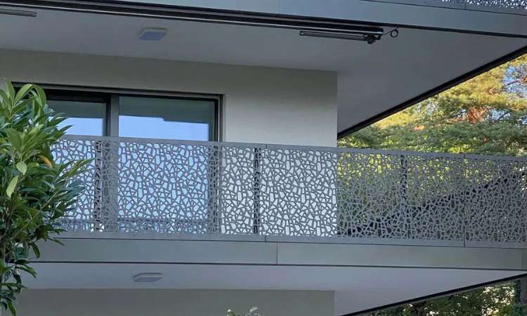 stylish-balcony-grill-designs-for-modern-apartments