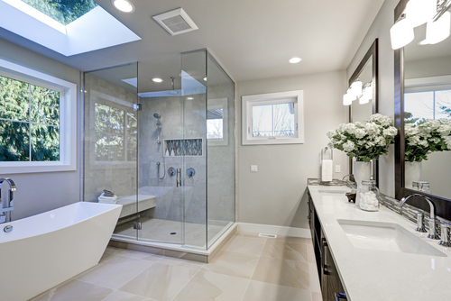 8. A Luxurious Ensuite Made of Glass