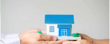 Builder can not force buyer to take possession of incomplete flat said NCDRC