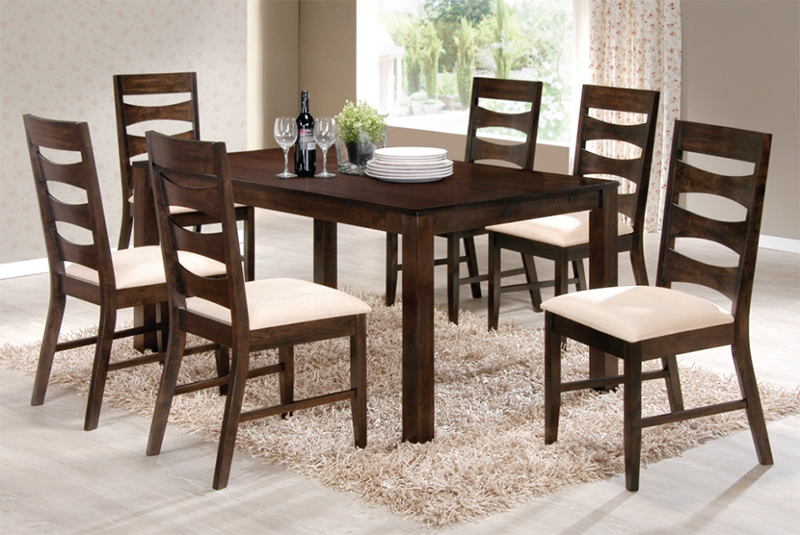 Comfy and Stylish Wooden Dining Sets