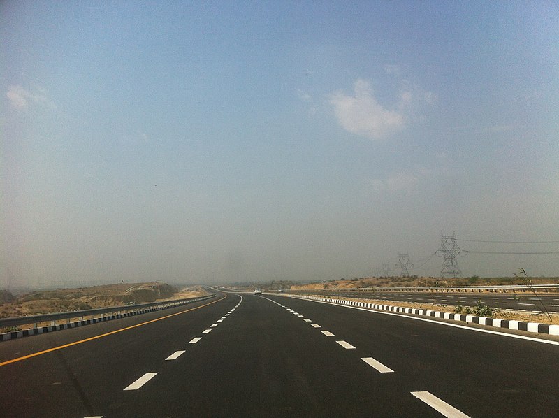 Delhi - Lucknow - Highway