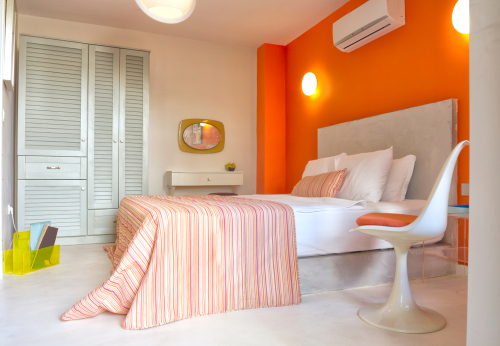 orange two colour combination for bedroom walls