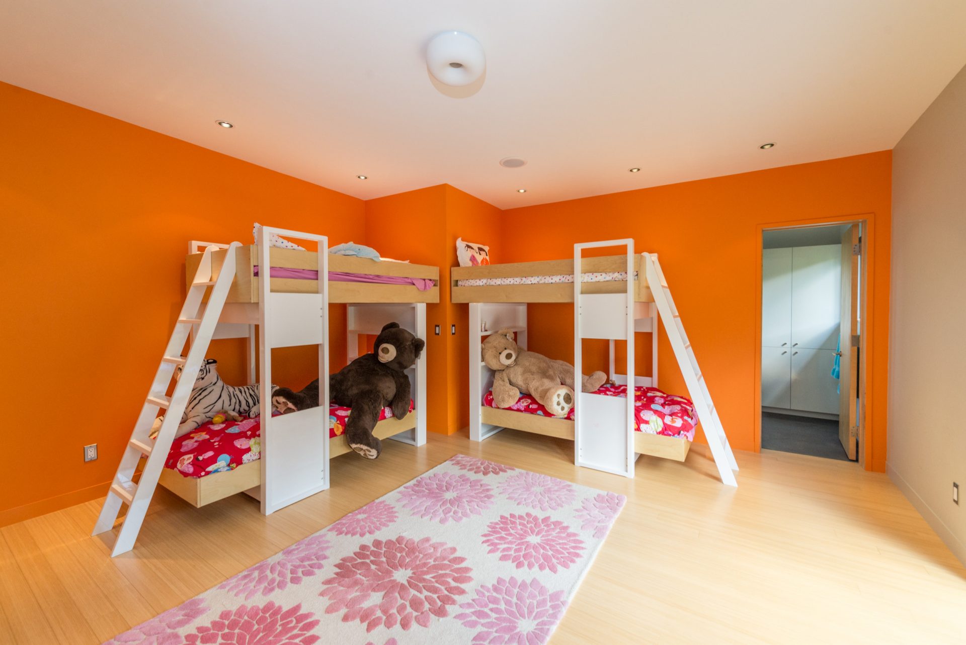 orange two colour combination for bedroom walls
