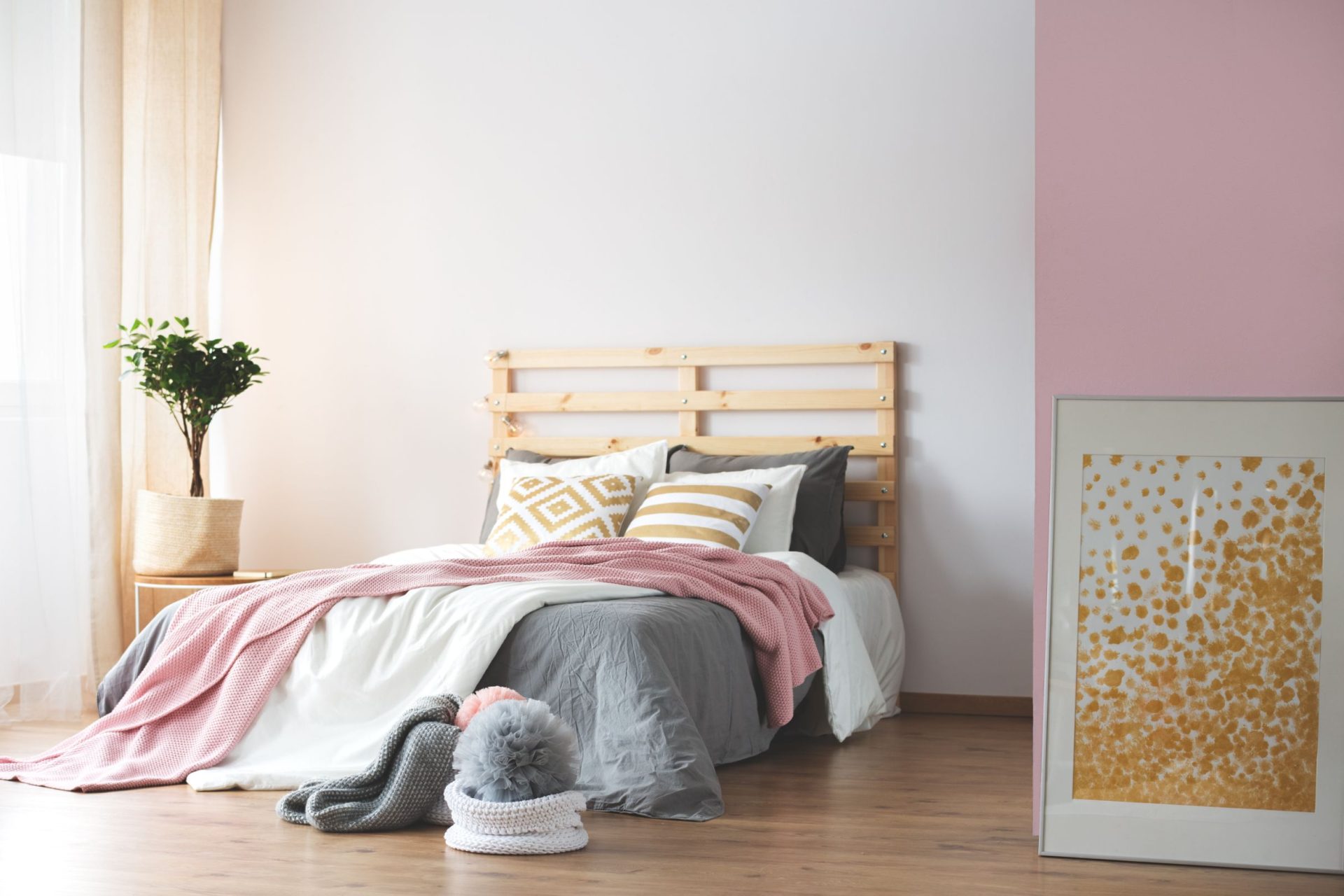 pink two colour combination for bedroom wall